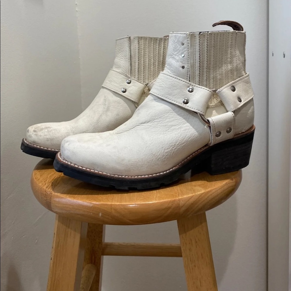 Freebird Whiskey Boot White